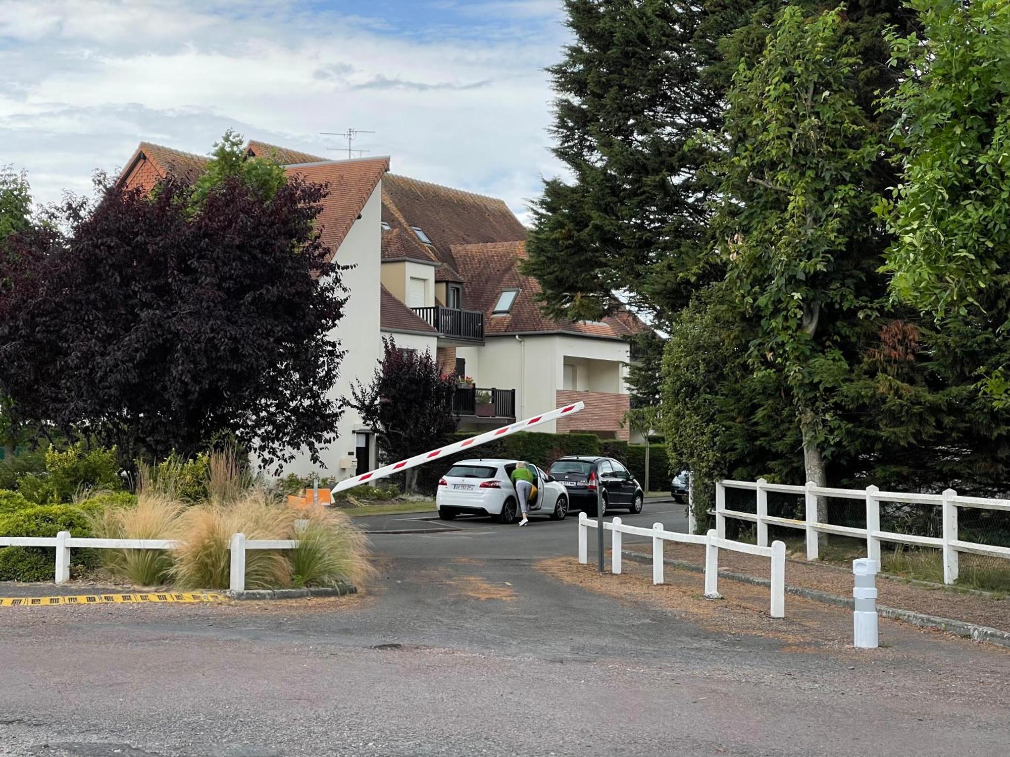 Cabourg Plage A 200M Plage מראה חיצוני תמונה