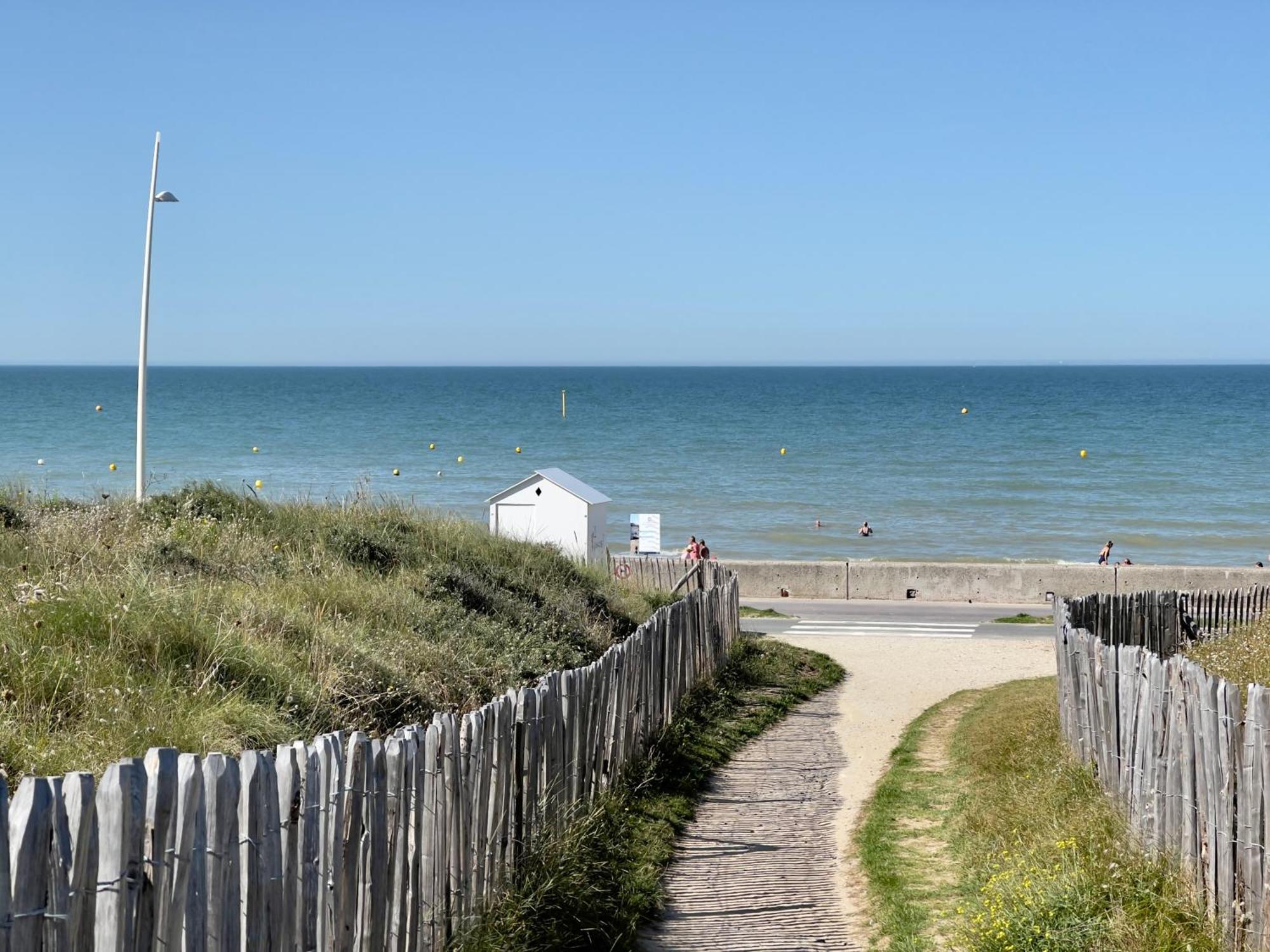 Cabourg Plage A 200M Plage מראה חיצוני תמונה